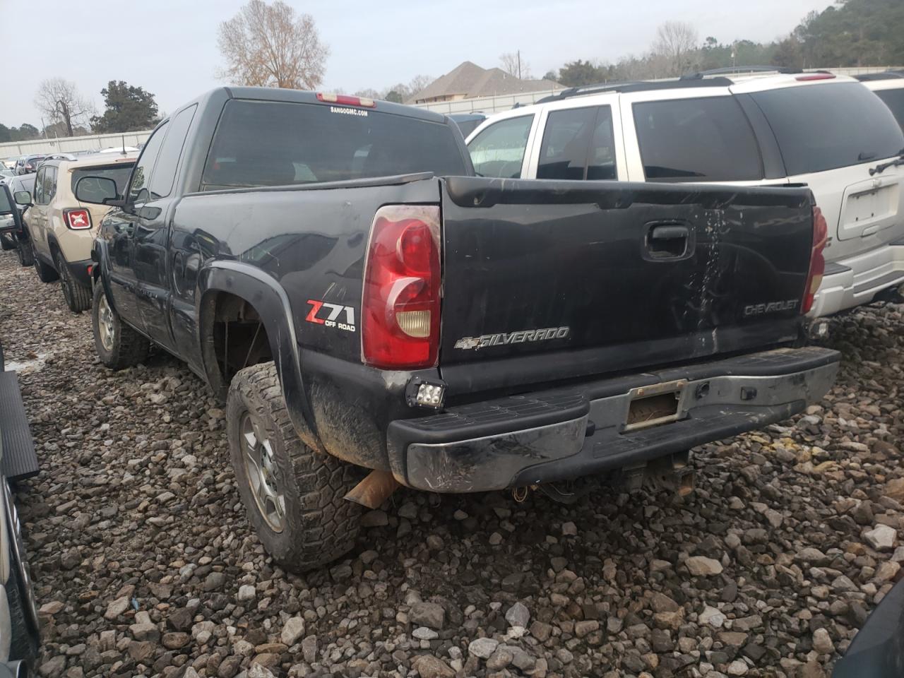 Photo 3 from auction – 2003 CHEVROLET SILVERADO with VIN 2GCEK19T831185247