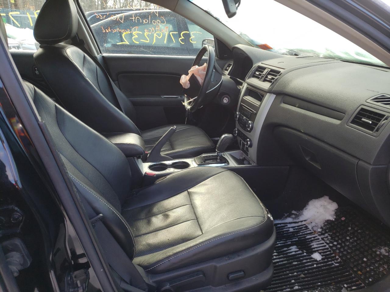 Photo 5 from auction – 2010 MERCURY MILAN PREM with VIN 3MEHM0CG6AR630489
