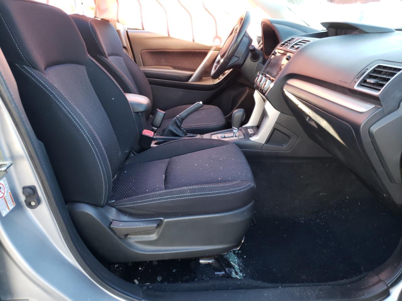Photo 5 from auction – 2018 SUBARU FORESTER 2 with VIN JF2SJAEC8JH448604