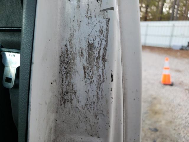 Photo 10 from auction – 2000 FORD ECONOLINE with VIN 1FTRE14W8YHB39514