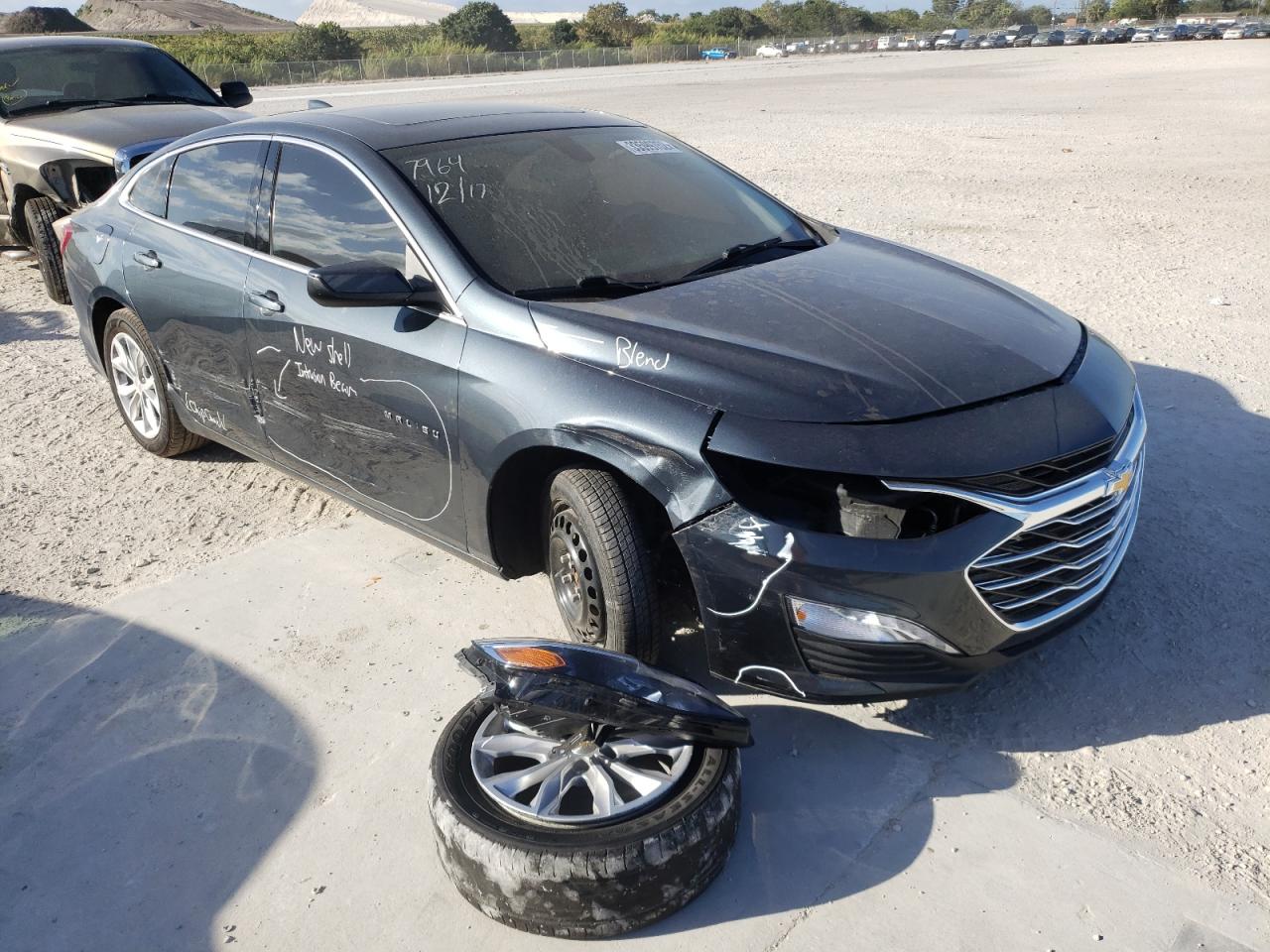 CHEVROLET MALIBU LT 2020 with VIN 1G1ZD5ST8LF087964 - Photo from auction
