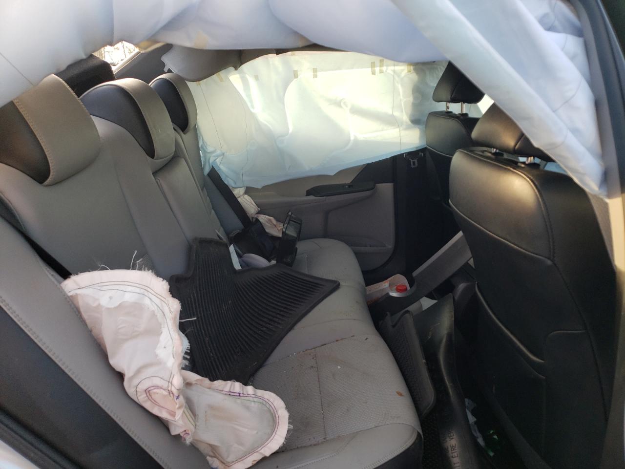 Photo 6 from auction – 2016 TOYOTA CAMRY LE with VIN 4T1BF1FK0GU226785