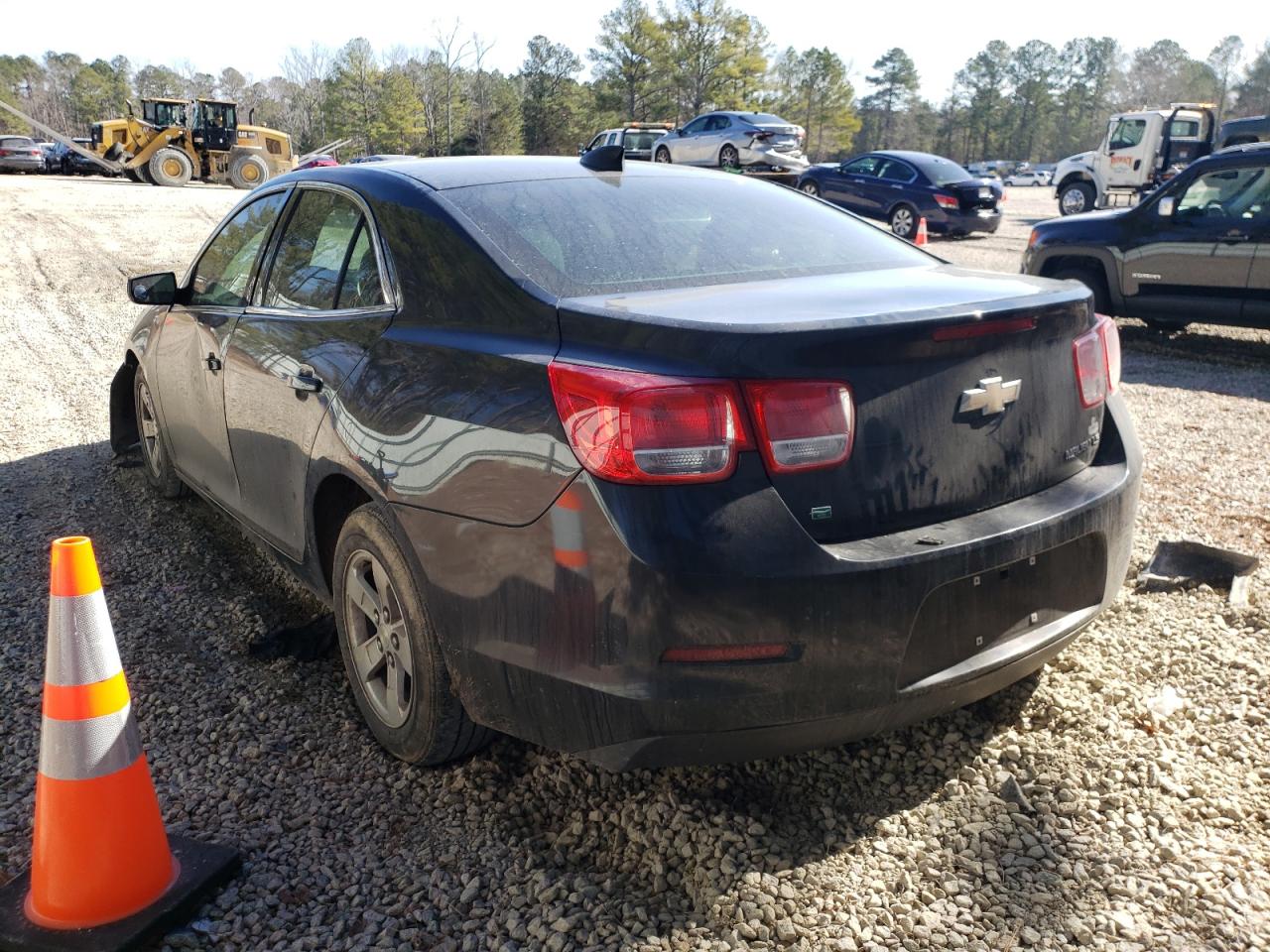 Photo 3 from auction – 2015 CHEVROLET MALIBU LS with VIN 1G11B5SL0FF213192