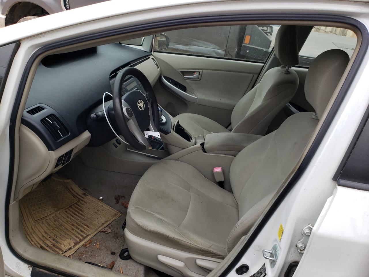 Photo 5 from auction – 2010 TOYOTA PRIUS with VIN JTDKN3DU4A0220560
