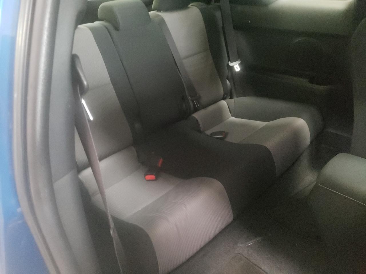 Photo 6 from auction – 2015 TOYOTA SCION TC with VIN JTKJF5C79FJ004259
