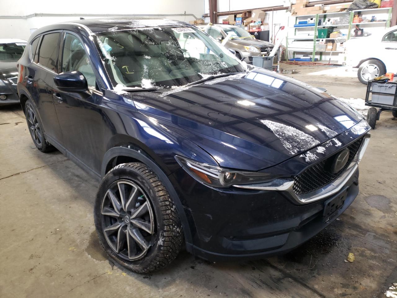 MAZDA CX-5 GRAND 2017 with VIN JM3KFBDLXH0194322 - Photo from auction