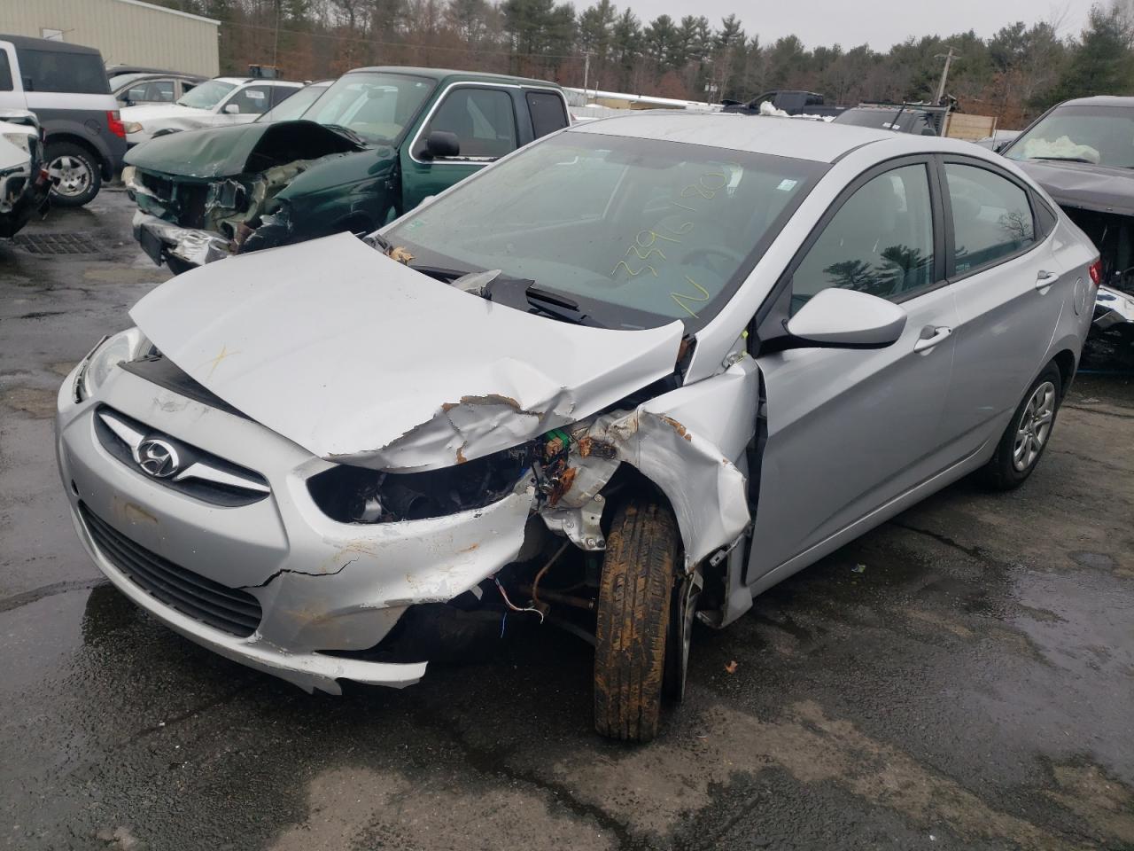 Photo 2 from auction – 2013 HYUNDAI ACCENT GLS with VIN KMHCT4AE4DU344897