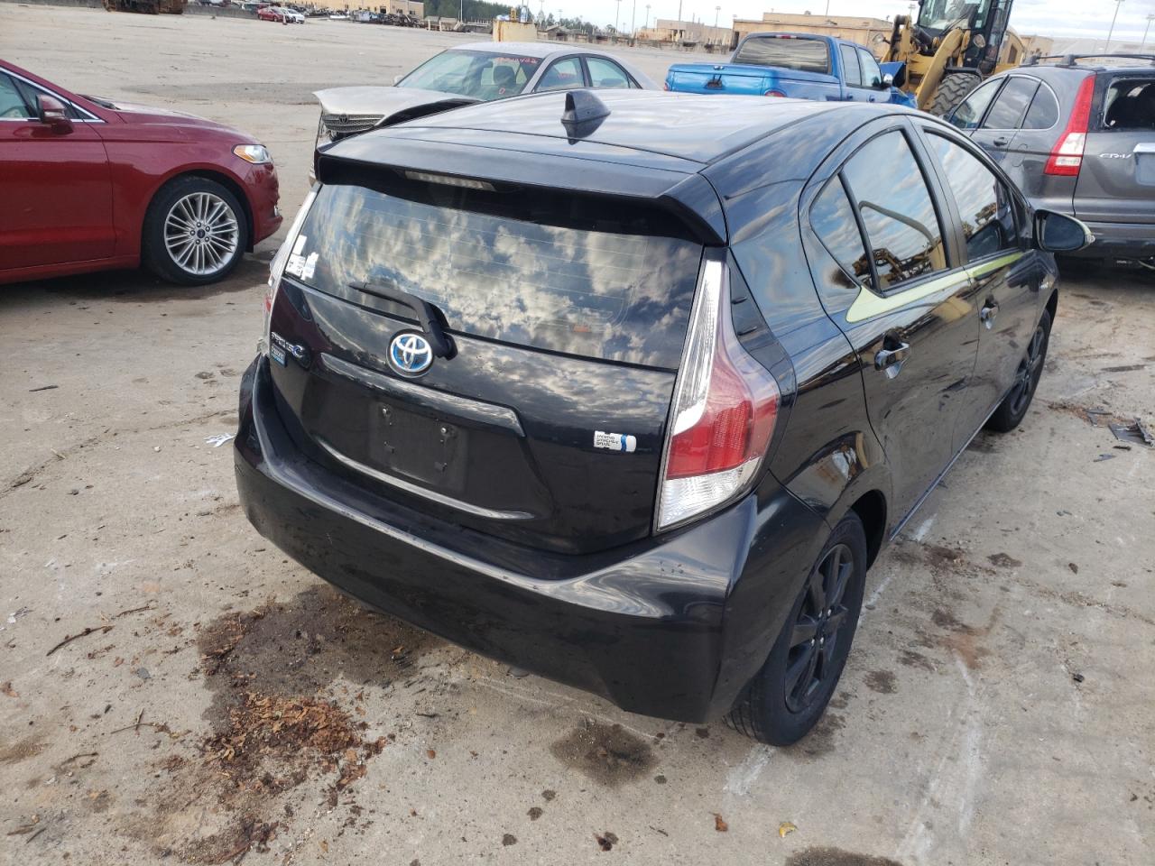 Photo 4 from auction – 2016 TOYOTA PRIUS C with VIN JTDKDTB39G1116260