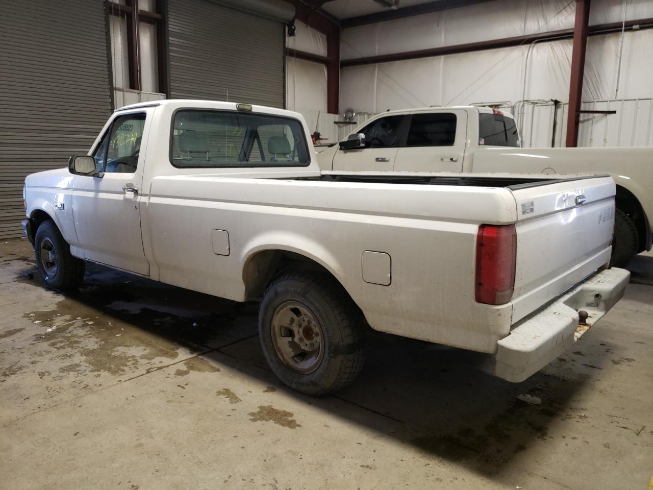 Photo 3 from auction – 1993 FORD F150 with VIN 2FTDF15Y3PCA29080