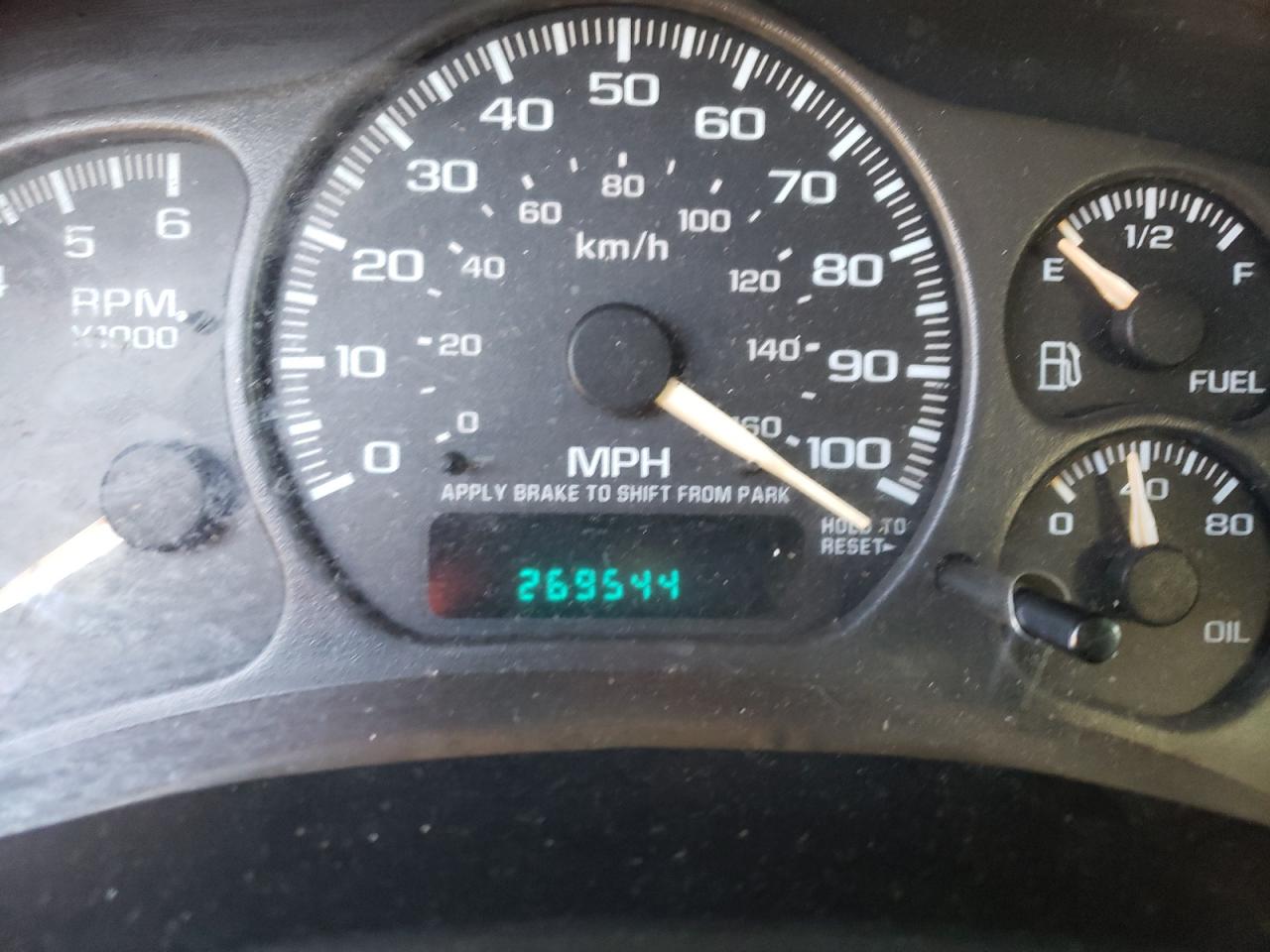 Photo 8 from auction – 2002 CHEVROLET SILVERADO with VIN 1GCHC29U42E257728