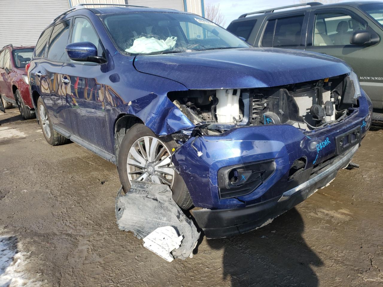 Photo 1 from auction – 2020 NISSAN PATHFINDER with VIN 5N1DR2AM1LC629463