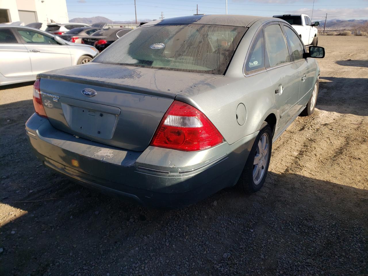 Photo 4 from auction – 2005 FORD FIVE HUNDR with VIN 1FAFP26135G126827
