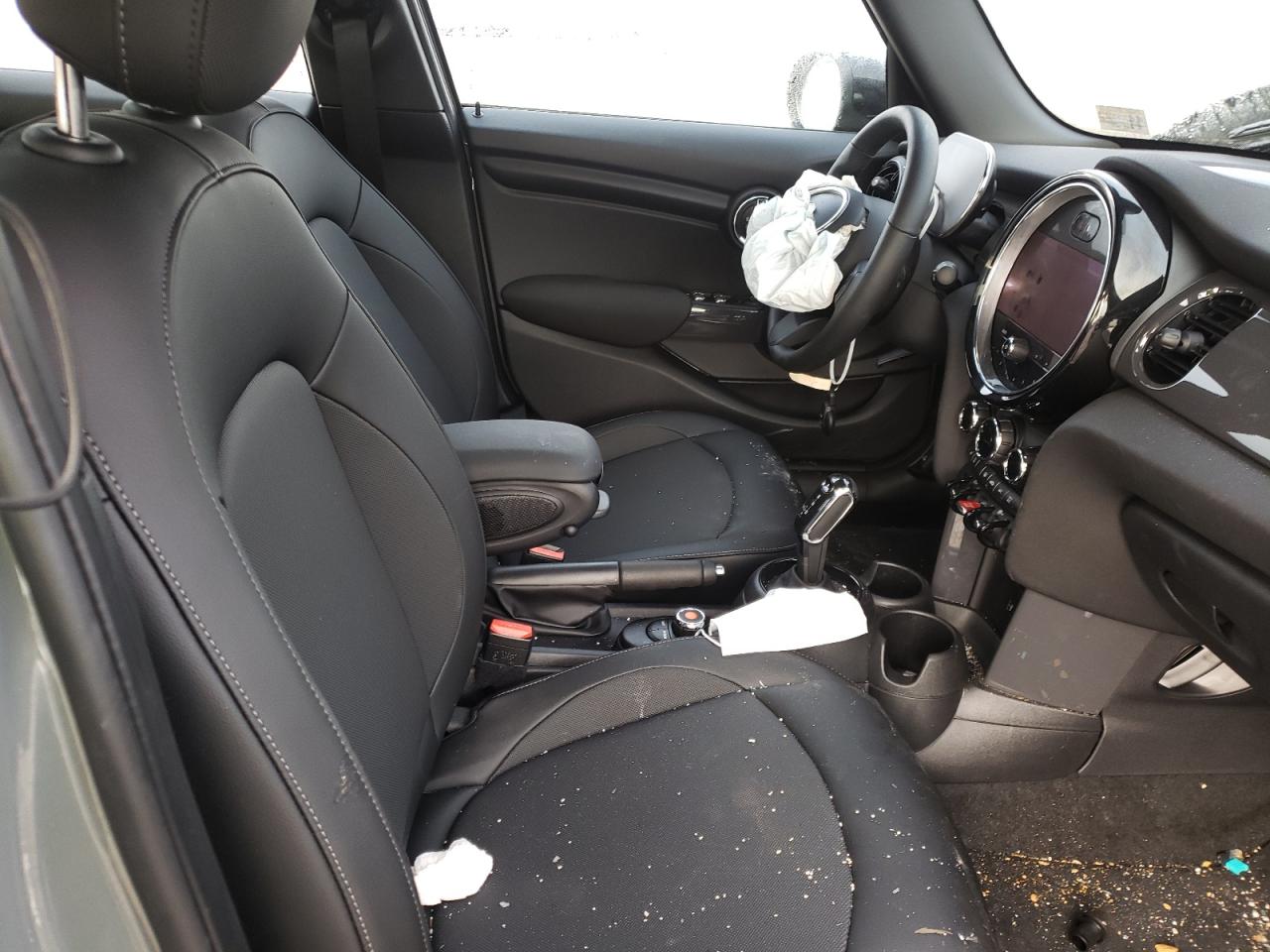 Photo 5 from auction – 2022 MINI COOPER with VIN WMW33DK05N2R62618