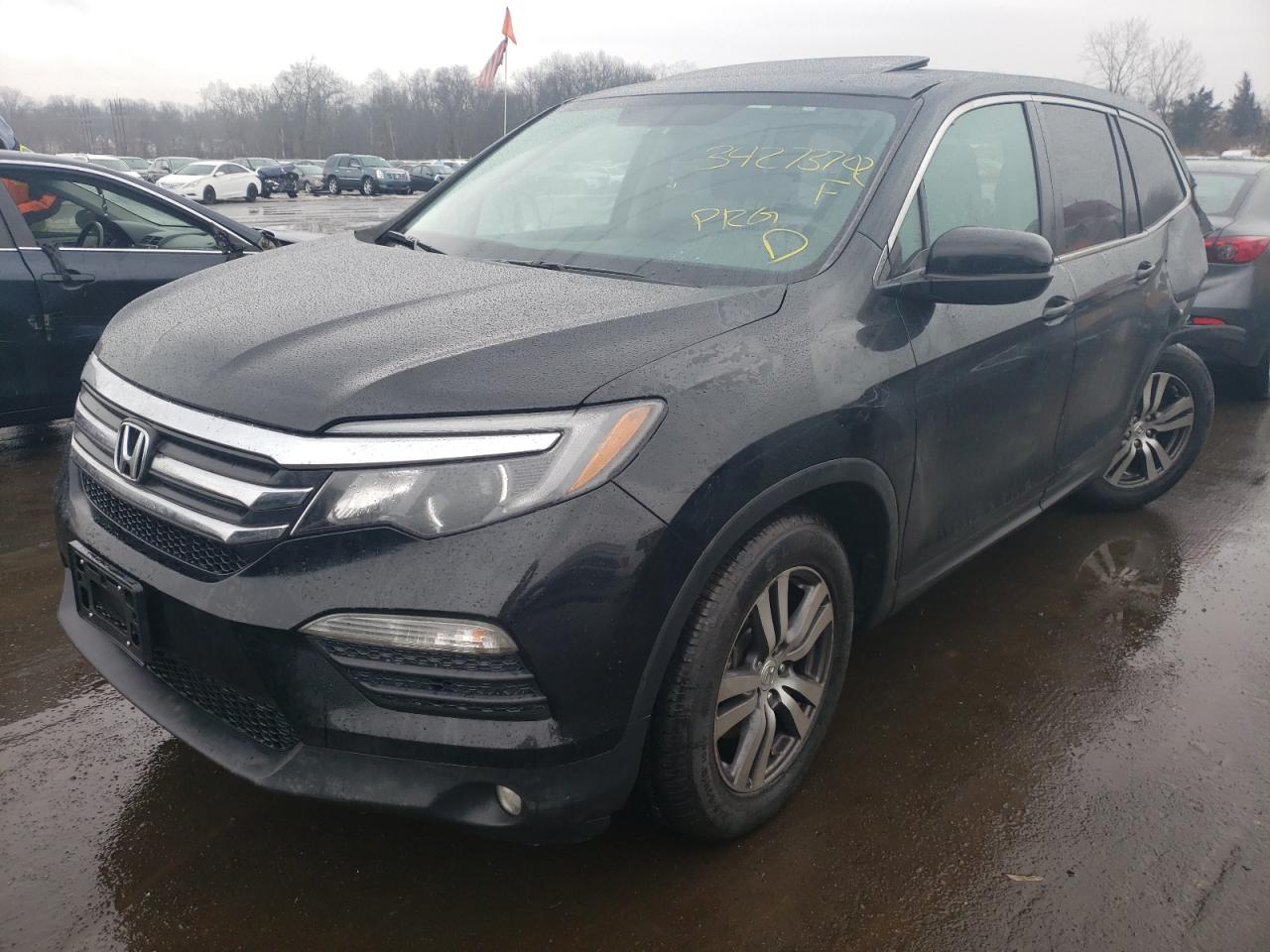 Photo 2 from auction – 2016 HONDA PILOT EXL with VIN 5FNYF6H54GB123140