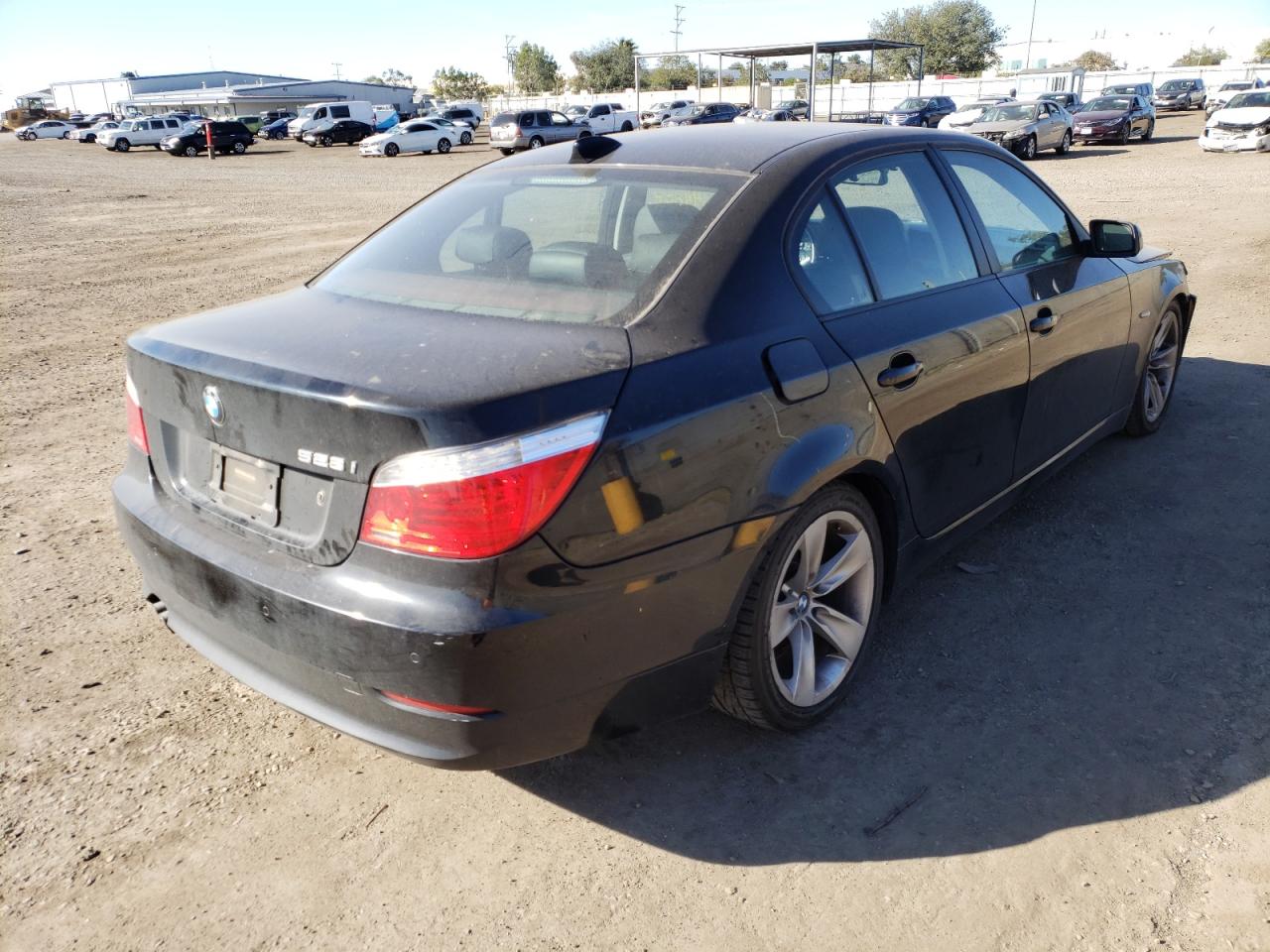 Photo 4 from auction – 2008 BMW 528 I with VIN WBANU53598CT11433