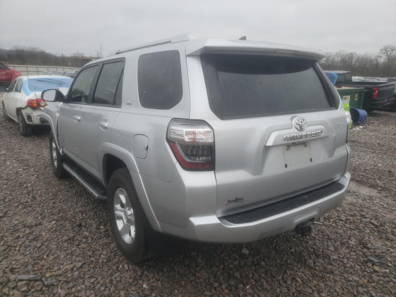 Photo 3 from auction – 2017 TOYOTA 4RUNNER SR with VIN JTEZU5JR3H5162589