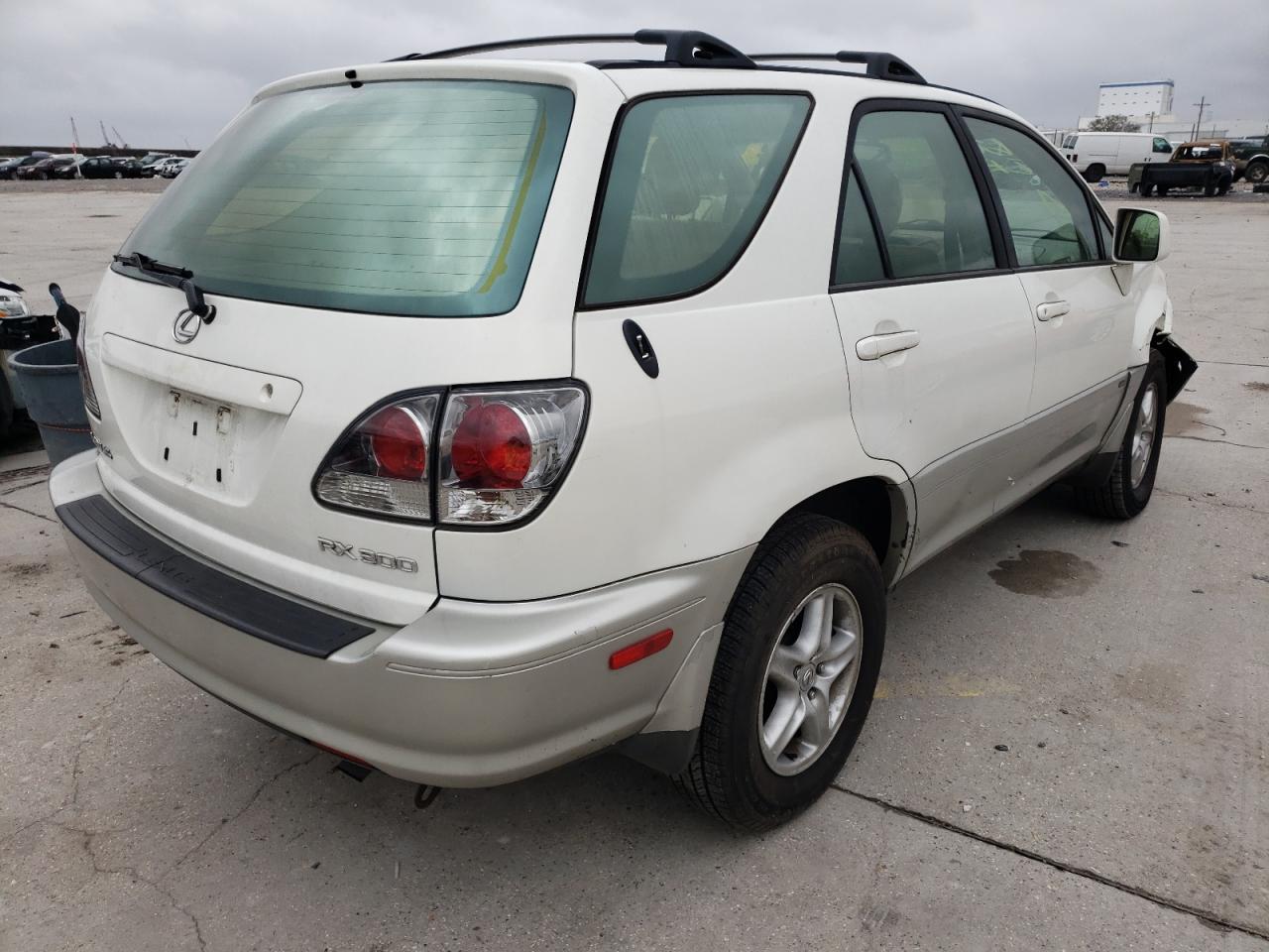 Foto 4 de la subasta – 2002 LEXUS RX 300 con VIN JTJGF10U920144135