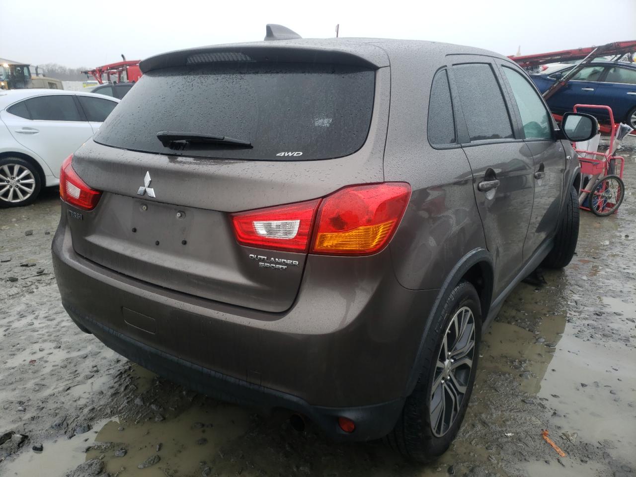 Photo 4 from auction – 2017 MITSUBISHI OUTLANDER with VIN JA4AR3AU7HZ005260