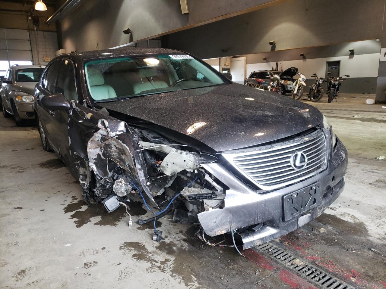 LEXUS LS 460L 2008 with VIN JTHGL46F085028578 - Photo from auction