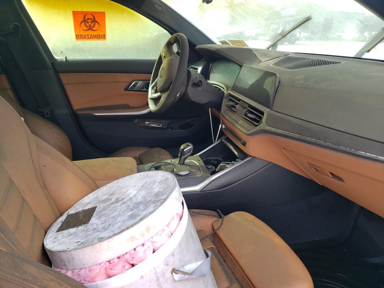 Photo 5 from auction – 2020 BMW 330XI with VIN 3MW5R7J04L8B17137