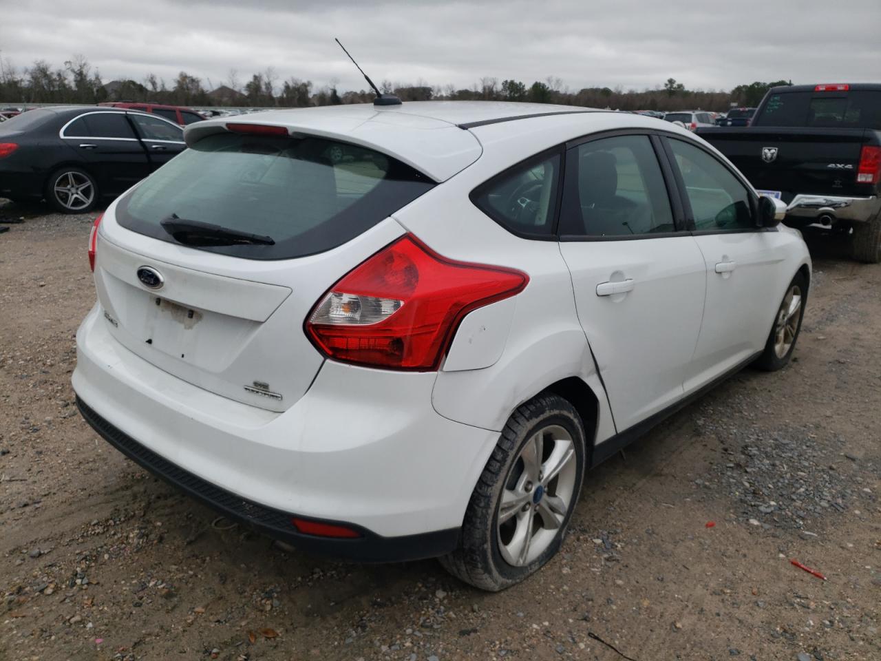 Photo 4 from auction – 2013 FORD FOCUS SE with VIN 1FADP3K20DL278128