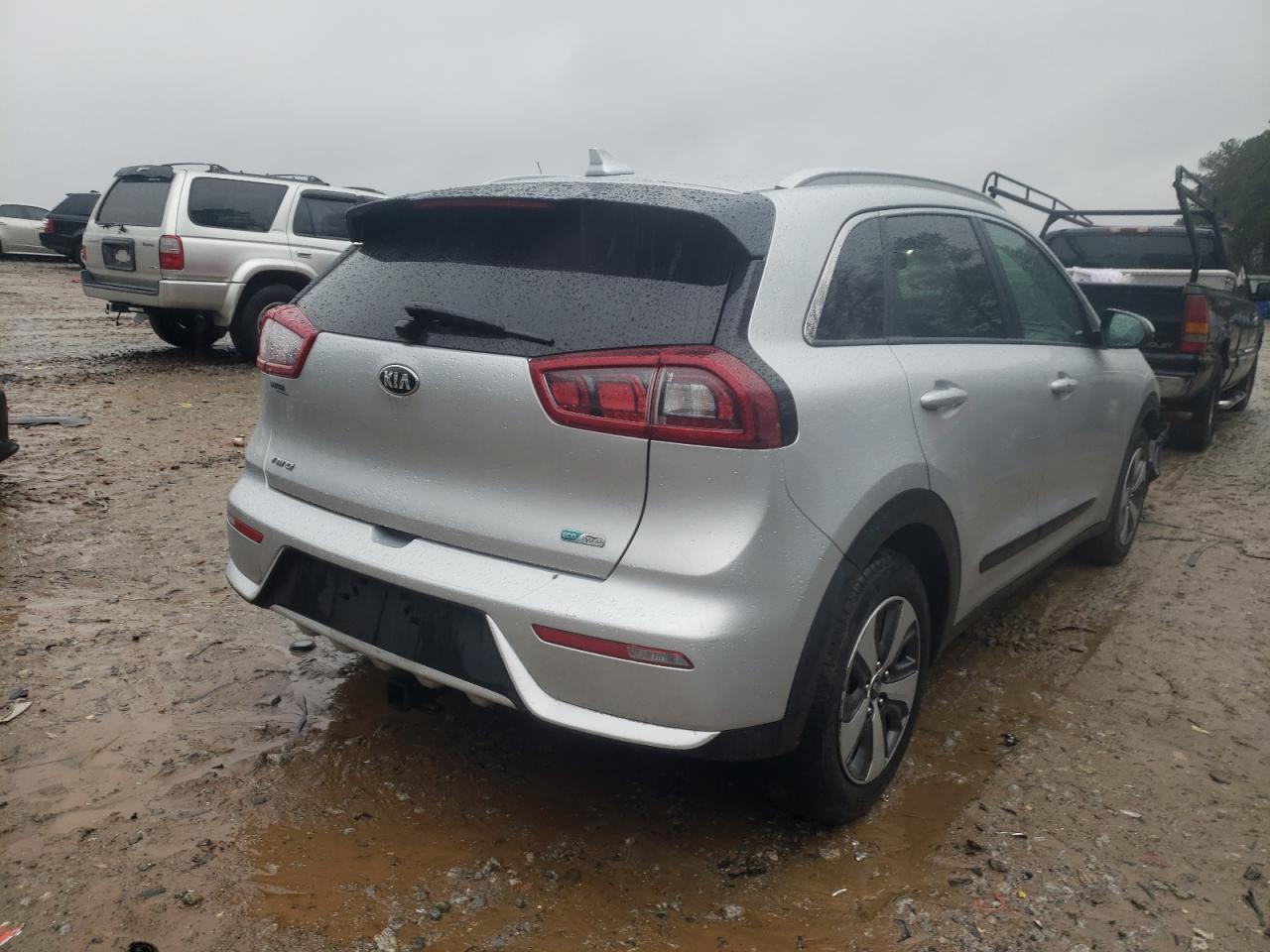 Photo 4 from auction – 2017 KIA NIRO FE with VIN KNDCB3LC5H5058151