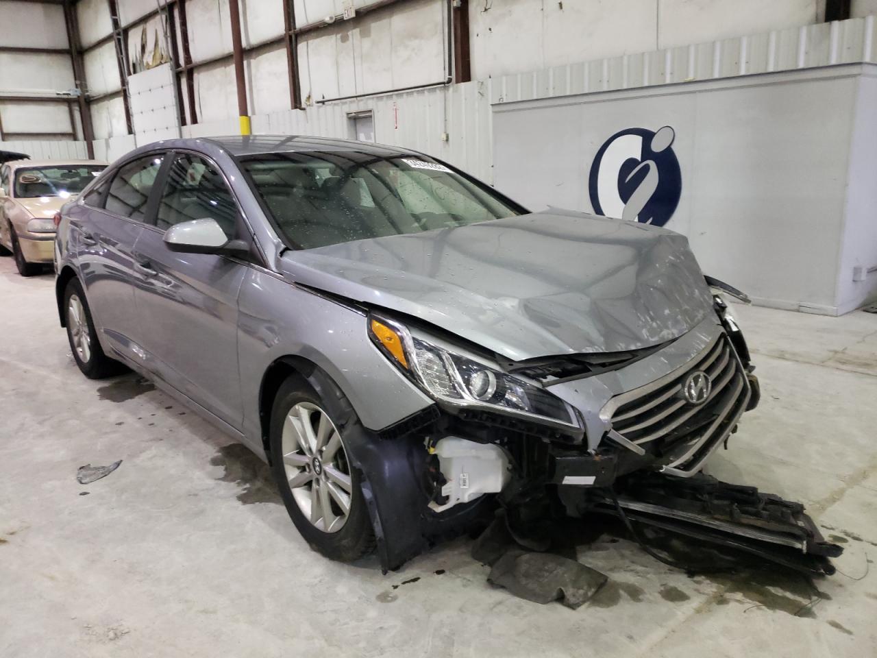 HYUNDAI SONATA SE 2016 with VIN 5NPE24AF4GH417760 - Photo from auction
