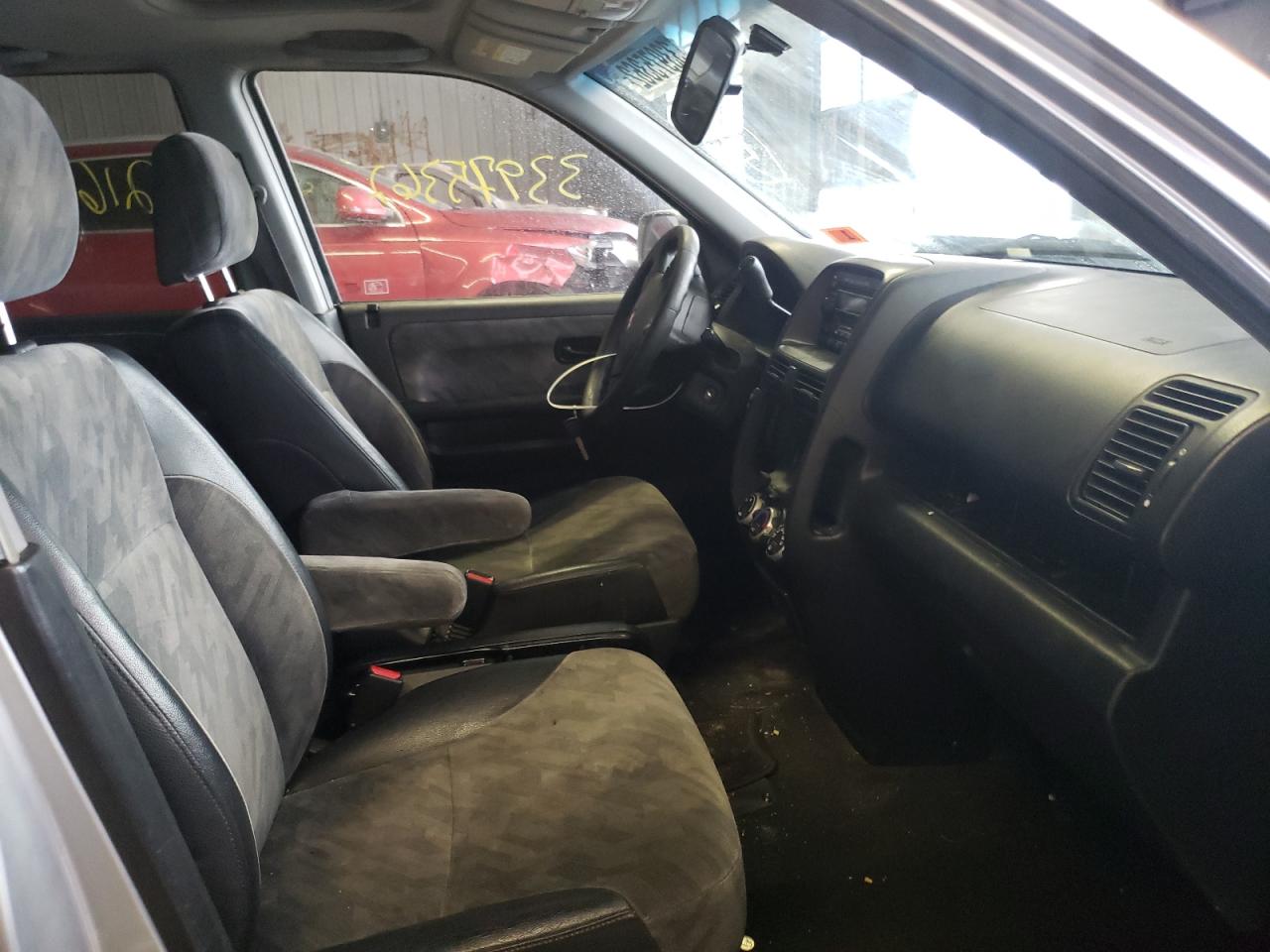 Photo 5 from auction – 2004 HONDA CR-V EX with VIN SHSRD78894U201443