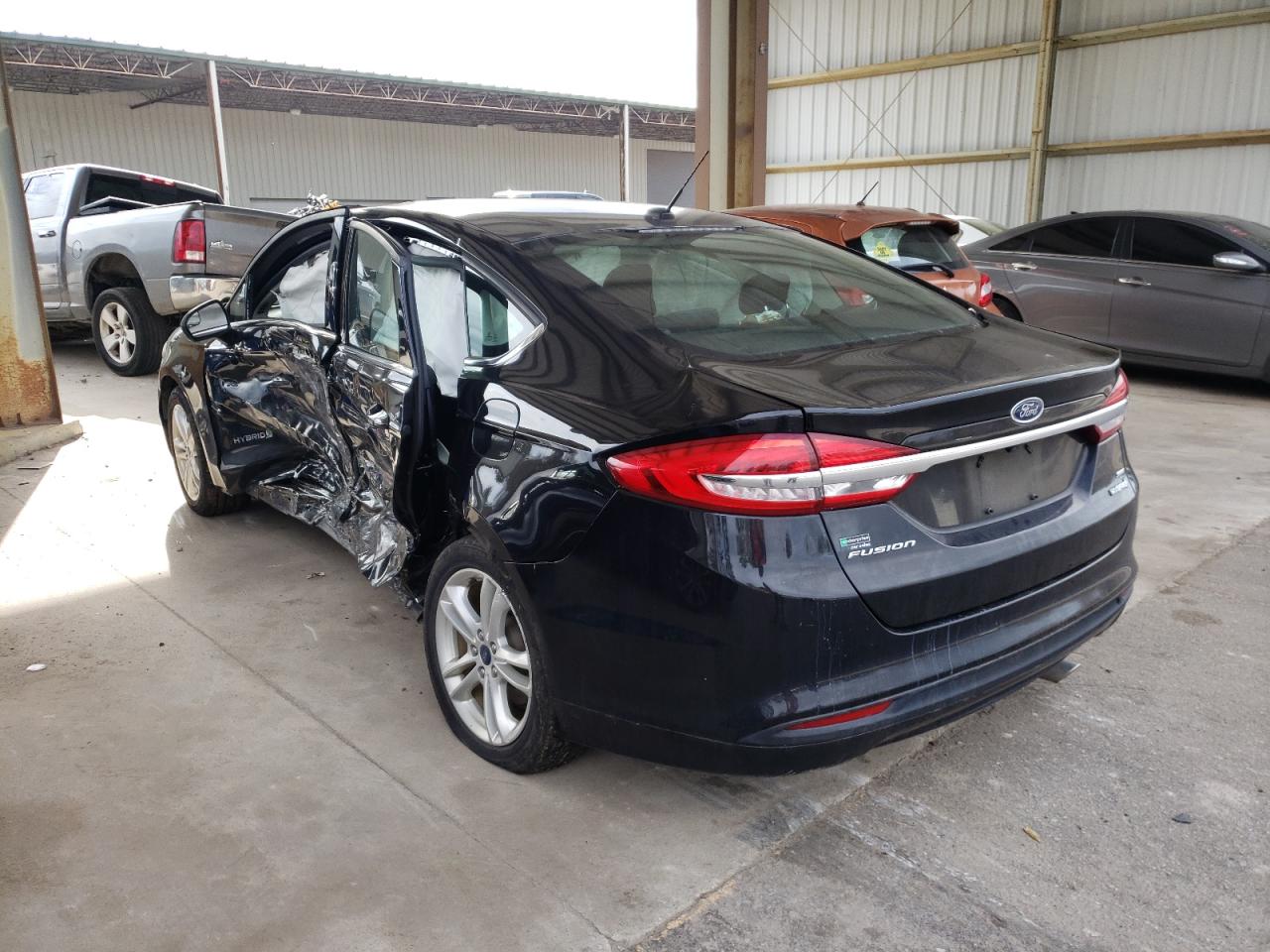 Photo 3 from auction – 2018 FORD FUSION SE with VIN 3FA6P0LU1JR197224