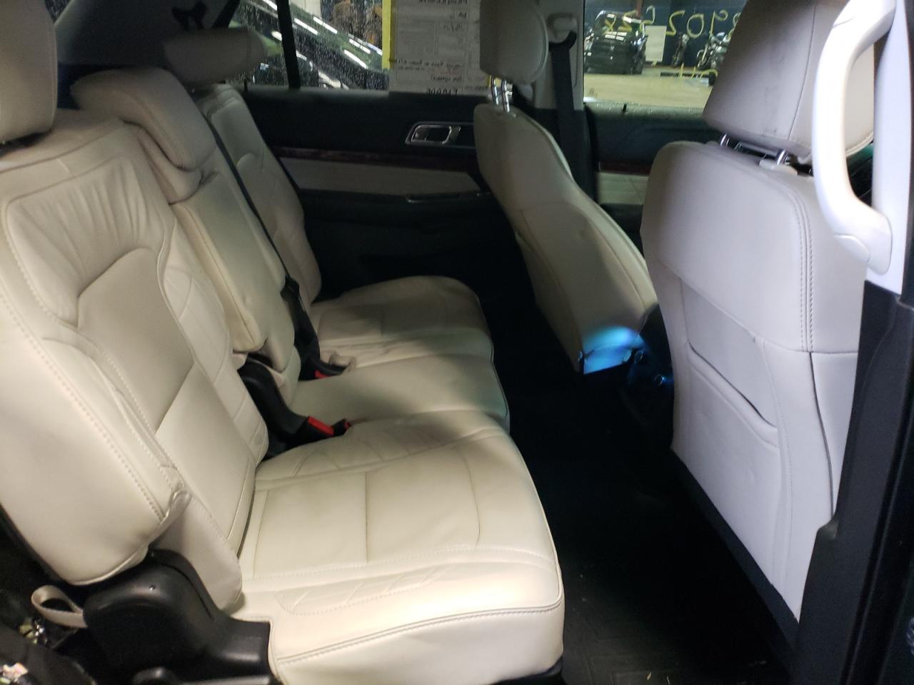 Photo 6 from auction – 2016 FORD EXPLORER P with VIN 1FM5K8HT3GGD18575