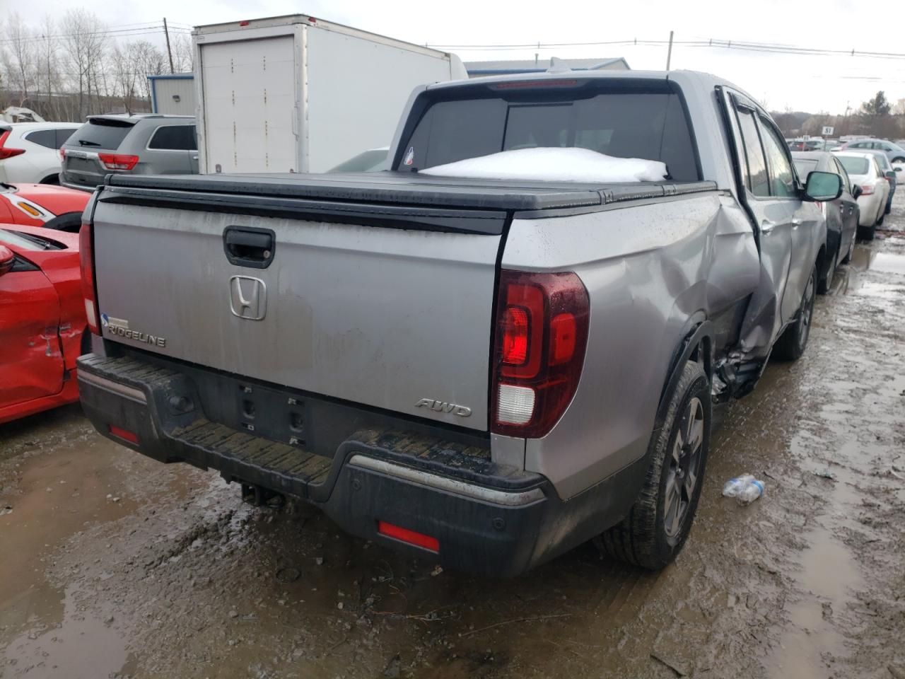 Photo 4 from auction – 2019 HONDA RIDGELINE with VIN 5FPYK3F73KB004560