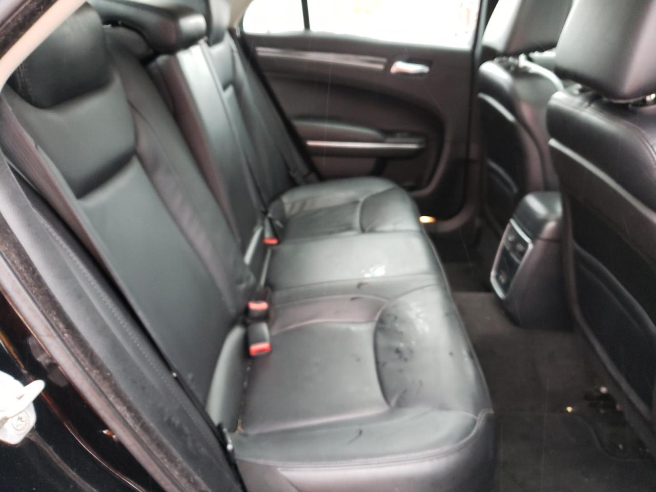 Photo 6 from auction – 2015 CHRYSLER 300 LIMITE with VIN 2C3CCARG9FH749785