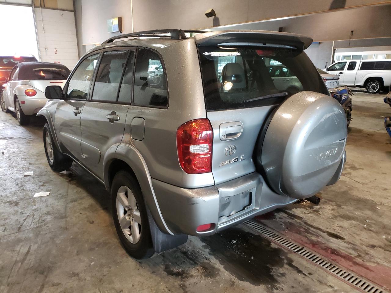 Photo 3 from auction – 2004 TOYOTA RAV 4 with VIN JTEHD20V840021307