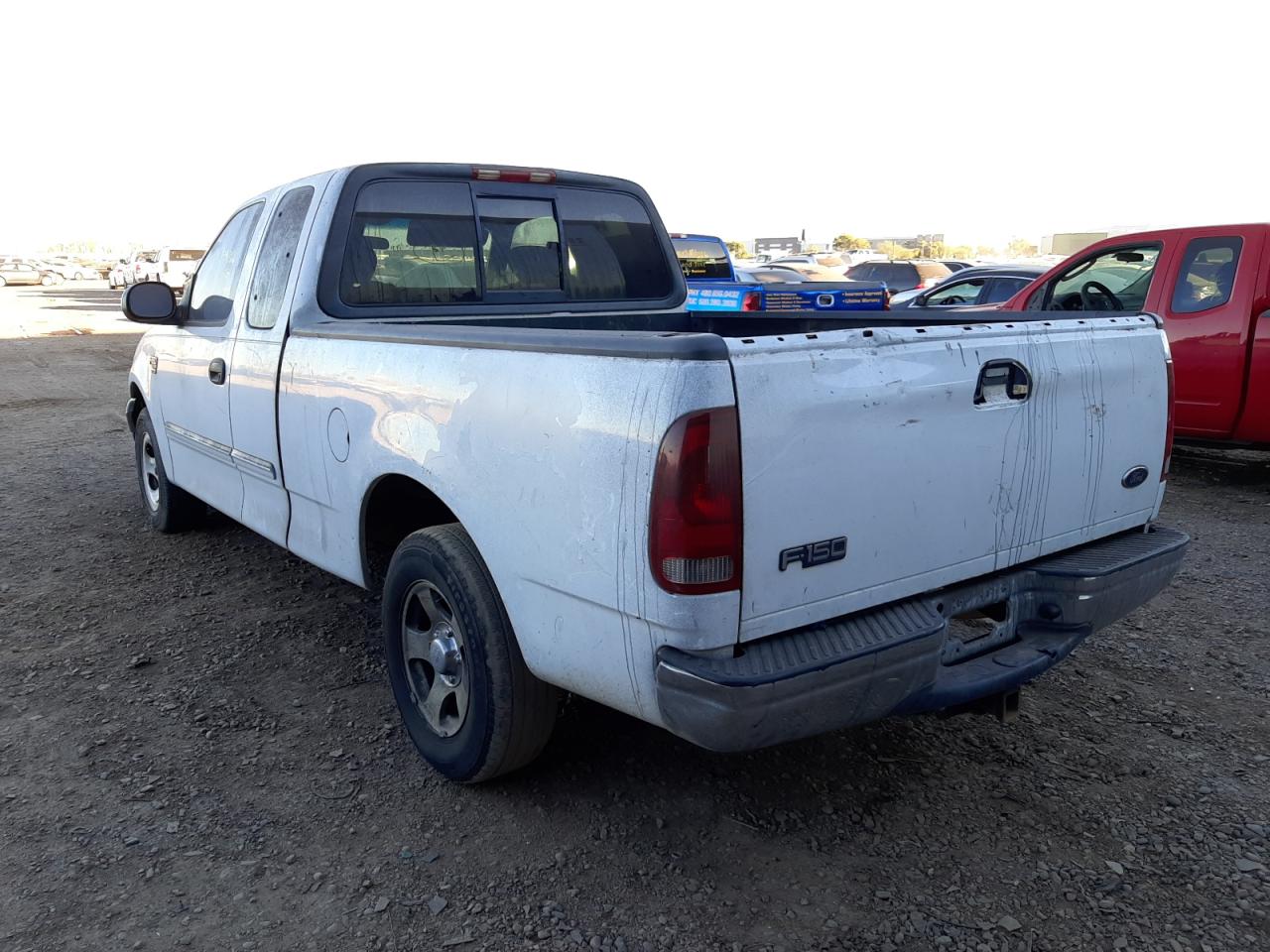 Photo 3 from auction – 2003 FORD F150 with VIN 1FTRX17W03NA37978
