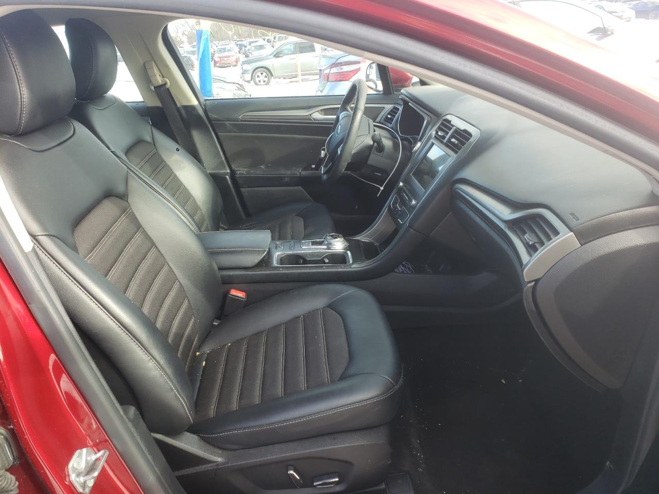 Photo 5 from auction – 2017 FORD FUSION SE with VIN 3FA6P0H77HR283215