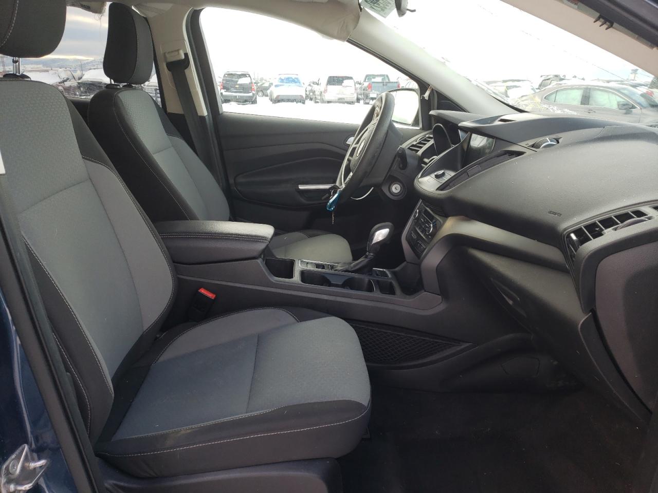 Photo 5 from auction – 2018 FORD ESCAPE SE with VIN 1FMCU9GD6JUC35359