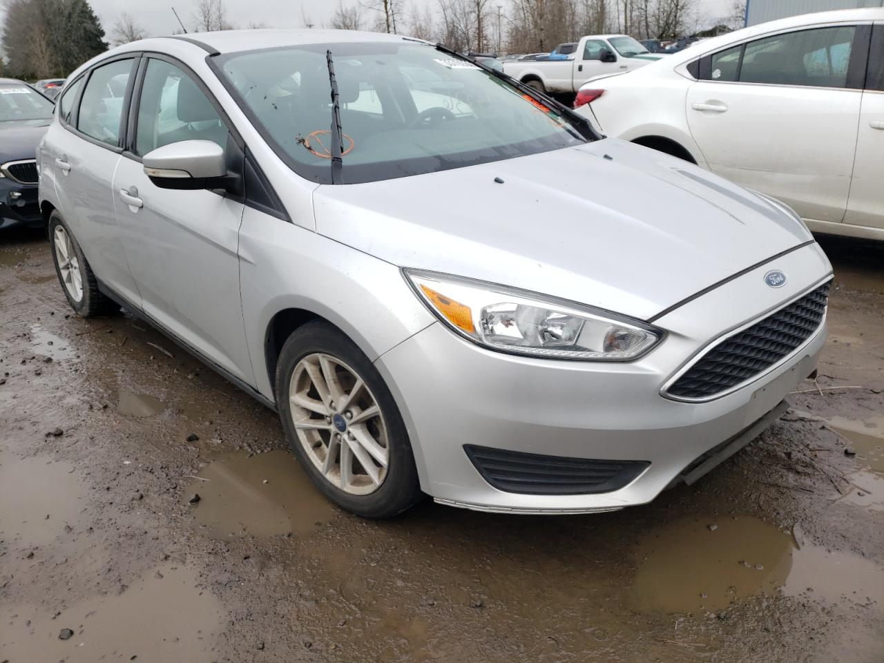 FORD FOCUS SE 2017 with VIN 1FADP3K2XHL232957 - Photo from auction