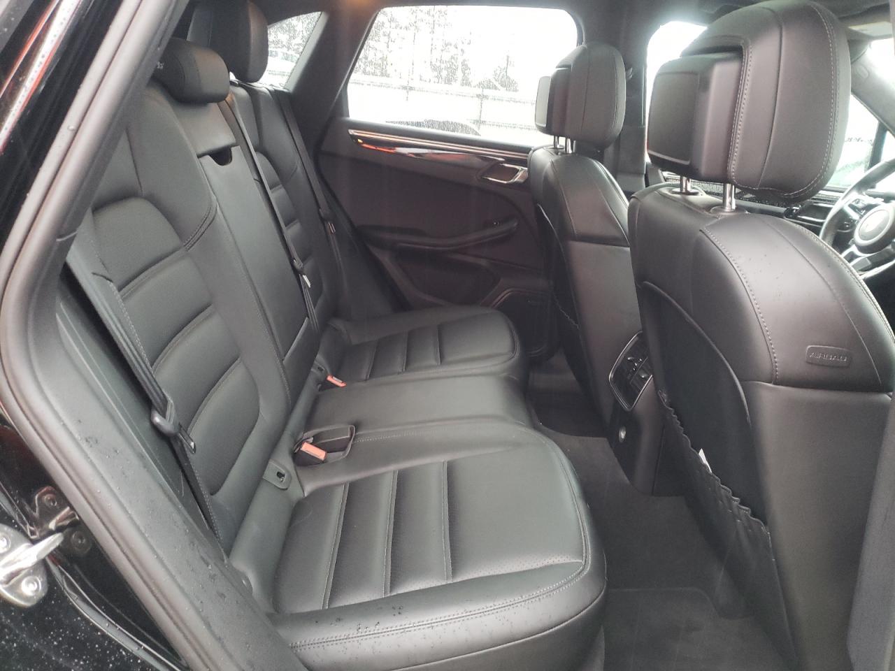 Photo 6 from auction – 2016 PORSCHE MACAN TURB with VIN WP1AF2A52GLB94627