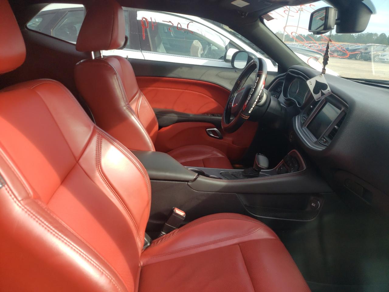 Photo 5 from auction – 2019 DODGE CHALLENGER with VIN 2C3CDZAG3KH677791