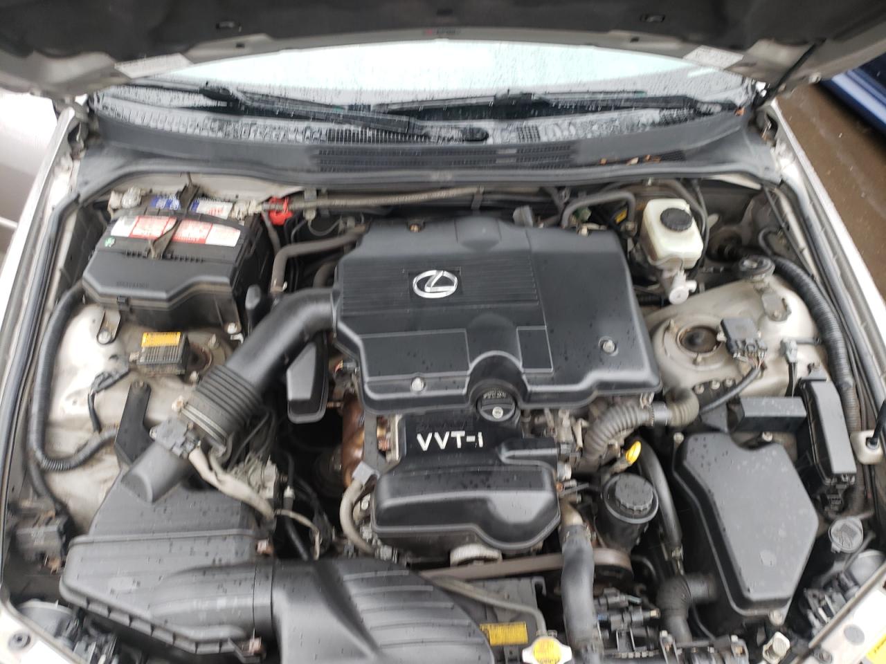 Photo 7 from auction – 2004 LEXUS IS 300 with VIN JTHBD192340092538