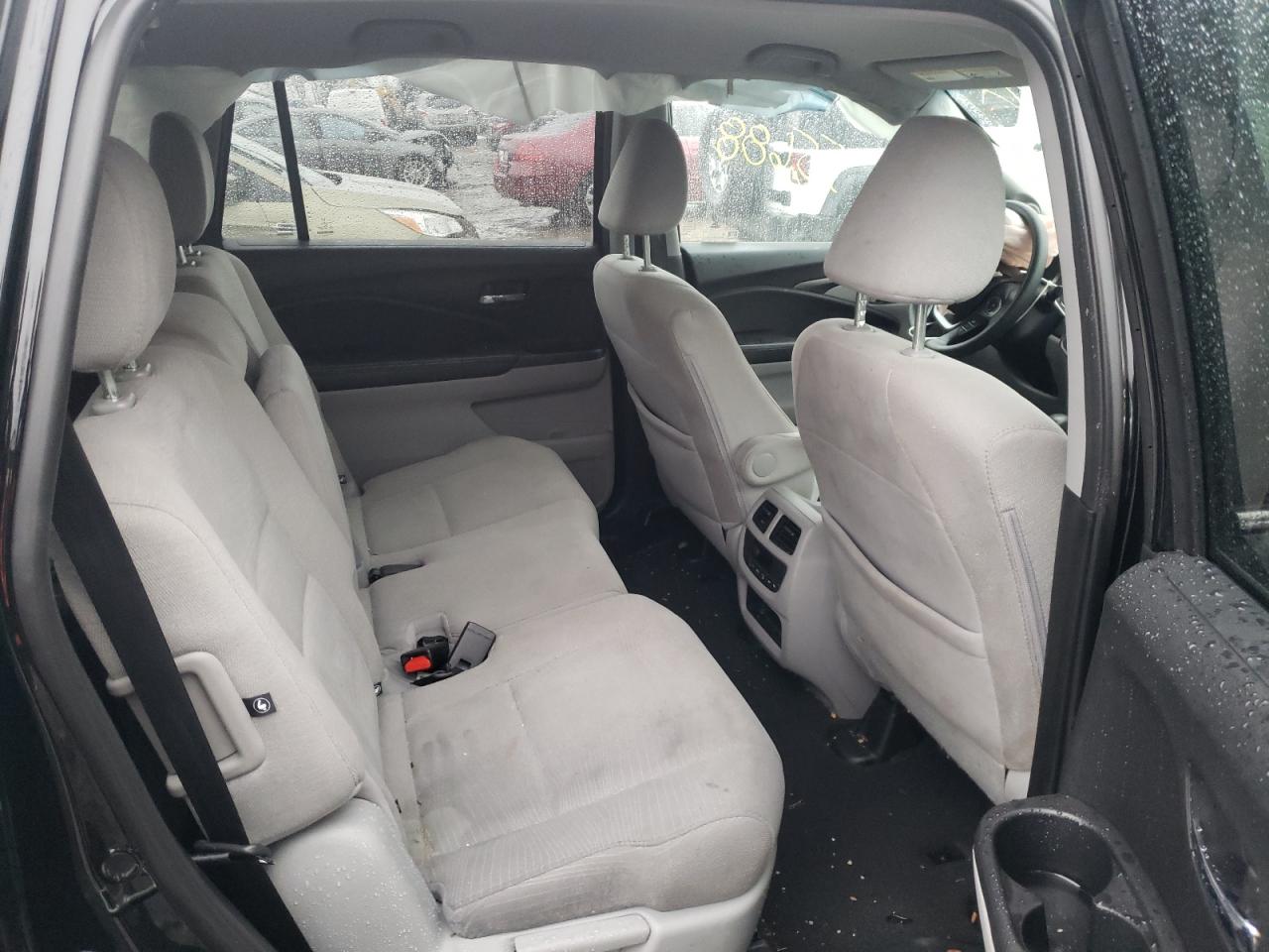 Photo 6 from auction – 2017 HONDA PILOT EX with VIN 5FNYF6H3XHB081296