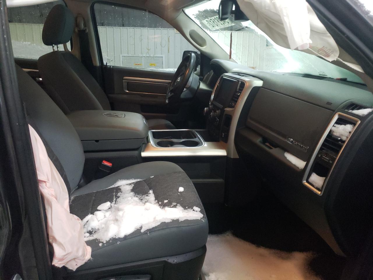 Photo 5 from auction – 2016 RAM 1500 SLT with VIN 1C6RR7LT8GS358688