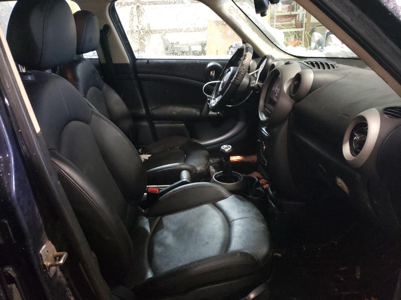 Photo 5 from auction – 2012 MINI COOPER S C with VIN WMWZC5C59CWM12113