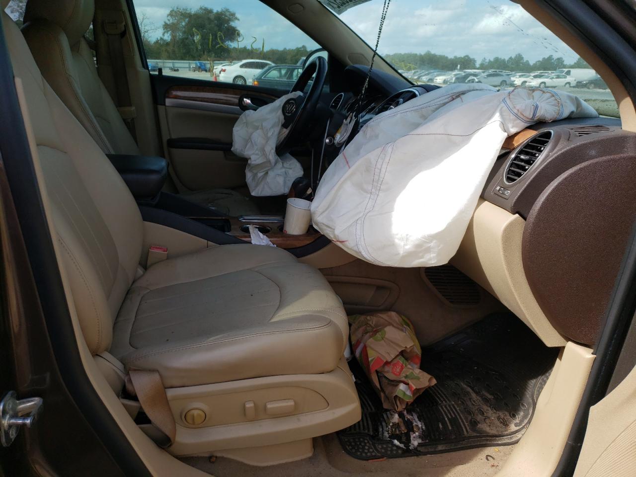 Photo 5 from auction – 2011 BUICK ENCLAVE CX with VIN 5GAKRCED2BJ309219