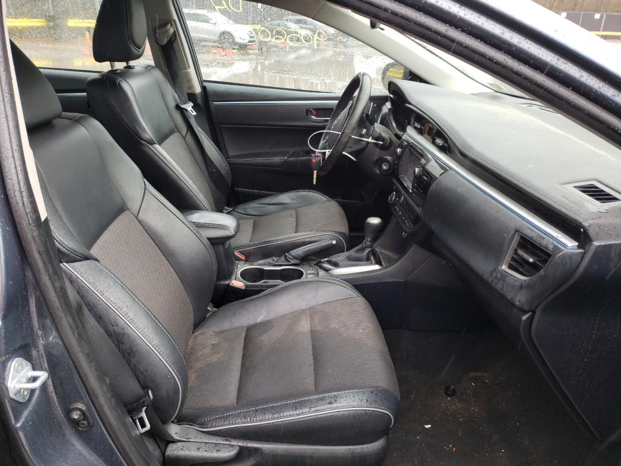 Photo 5 from auction – 2016 TOYOTA COROLLA with VIN 2T1BURHE0GC741931