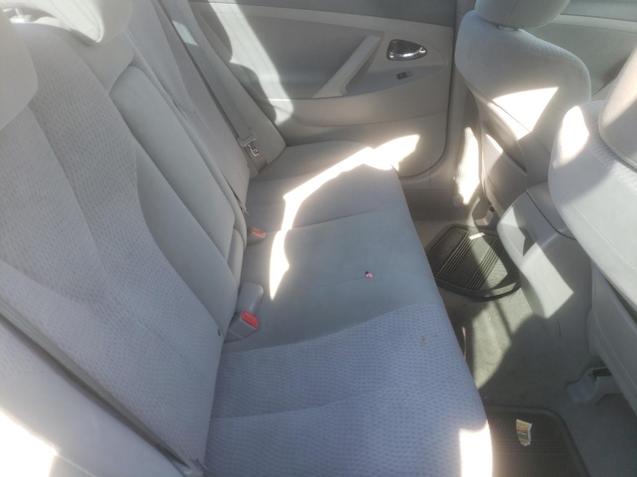 Photo 6 from auction – 2011 TOYOTA CAMRY BASE with VIN 4T4BF3EKXBR198604