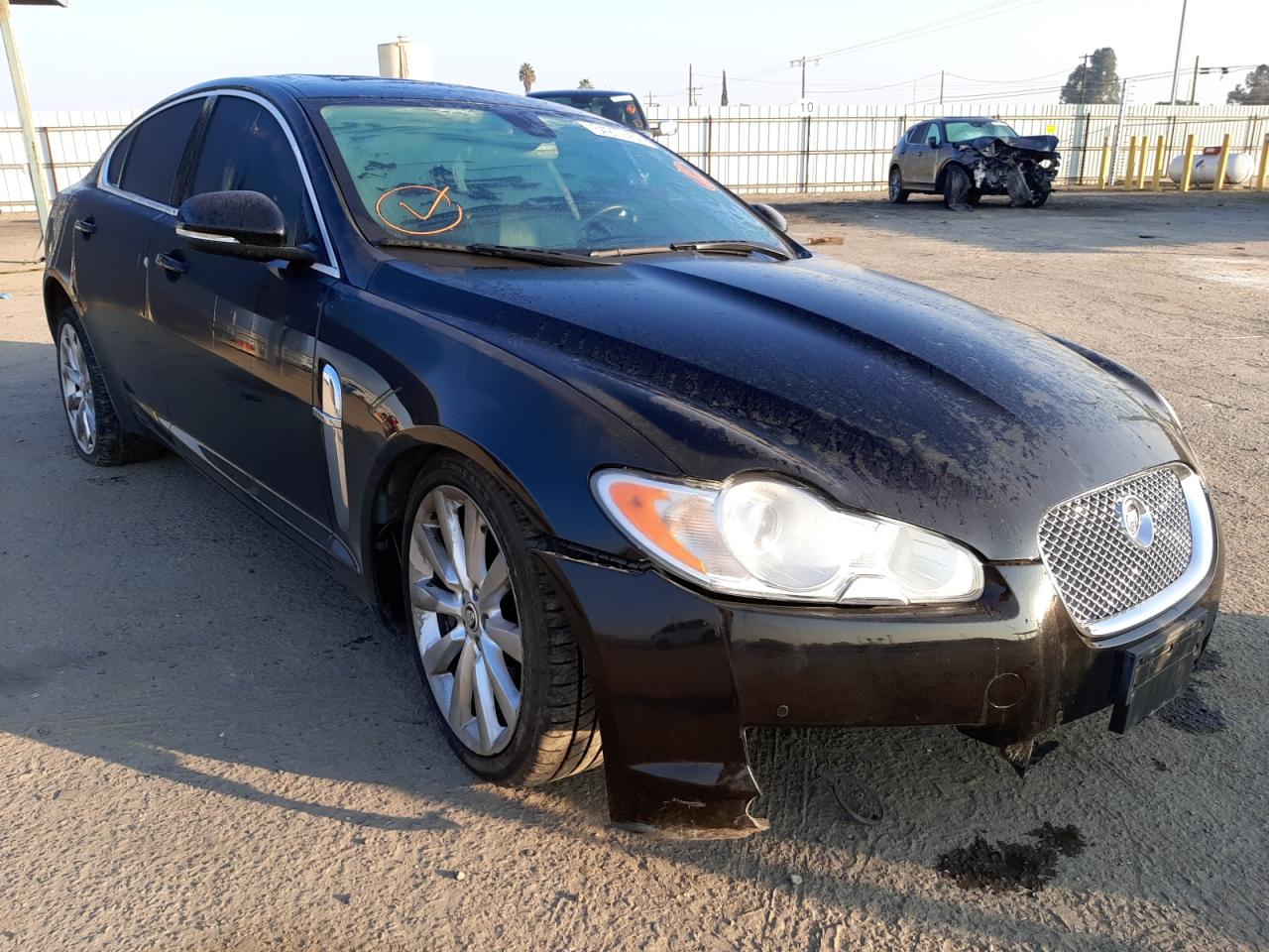 JAGUAR XF PREMIUM 2011 with VIN SAJWA0GB2BLS17891 - Photo from auction