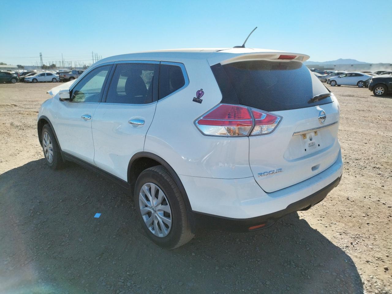 Фото 3 с аукциона – 2015 NISSAN ROGUE S с VIN KNMAT2MT6FP577806