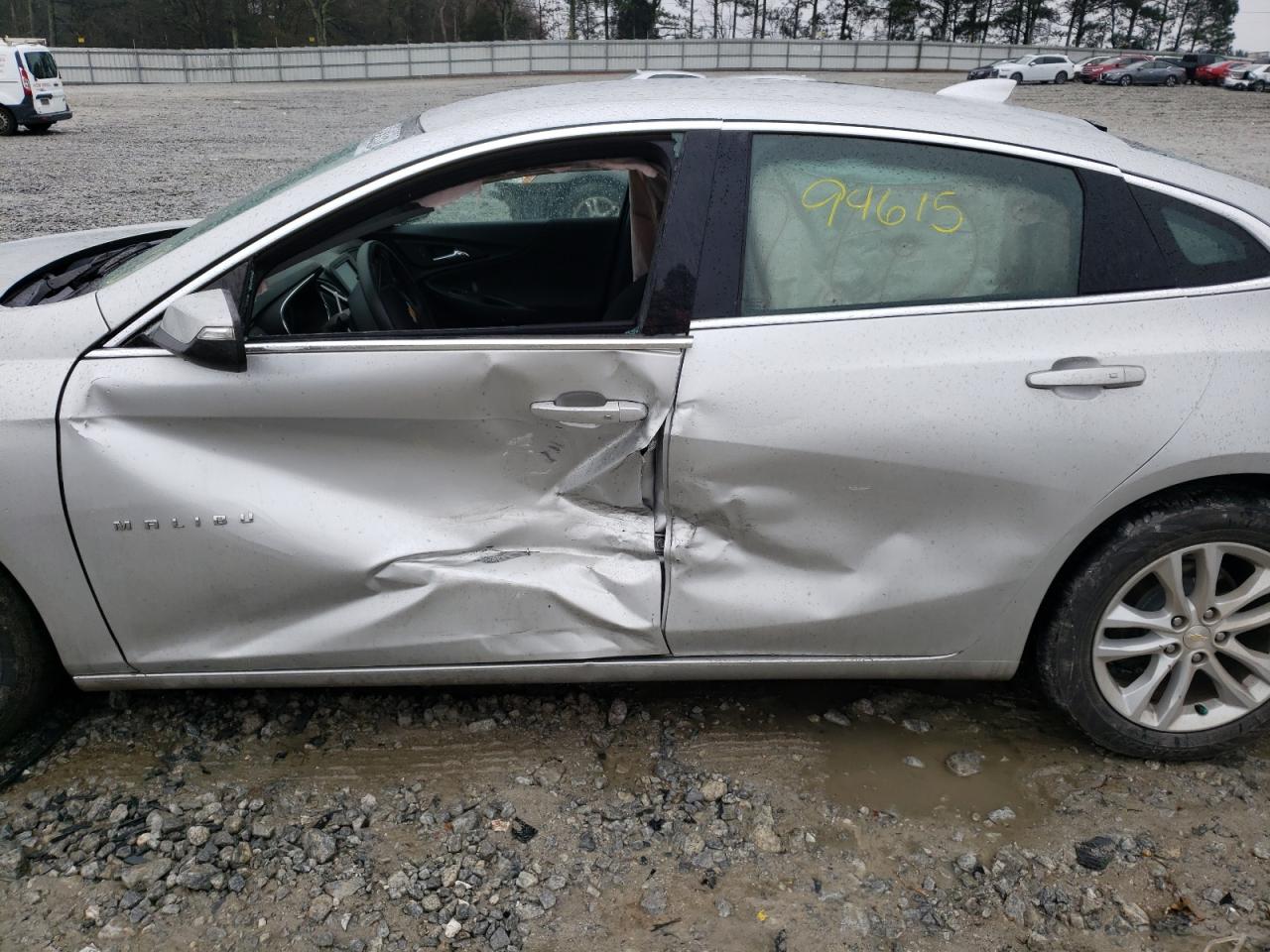 Photo 9 from auction – 2018 CHEVROLET MALIBU LT with VIN 1G1ZD5ST2JF177348