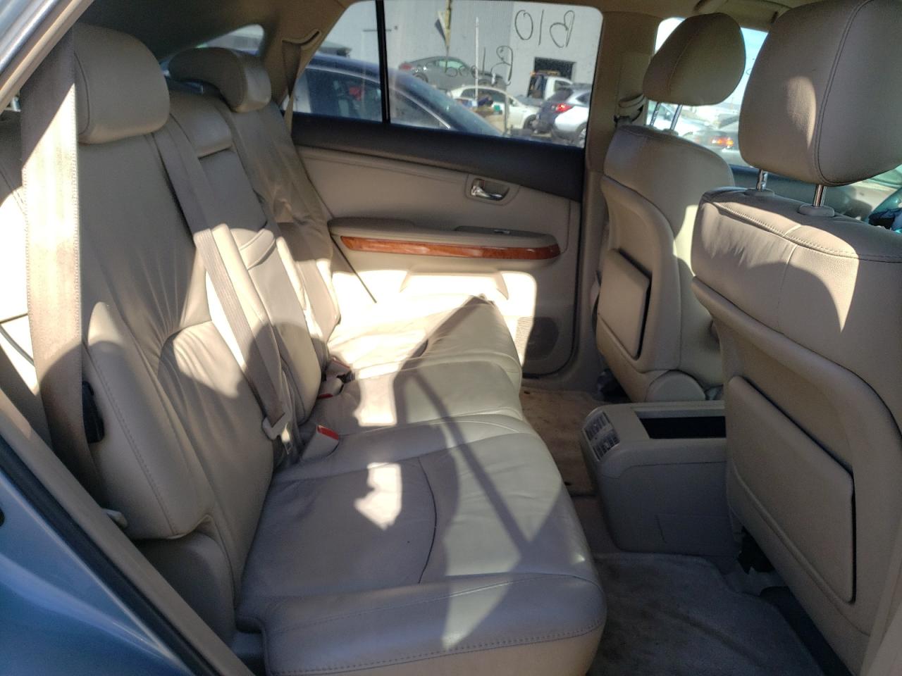 Photo 6 from auction – 2006 LEXUS RX 330 with VIN 2T2HA31U66C092292